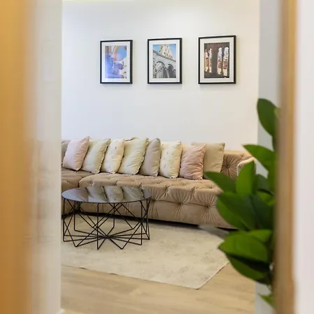 Daire Family Friendly Apartmant Split